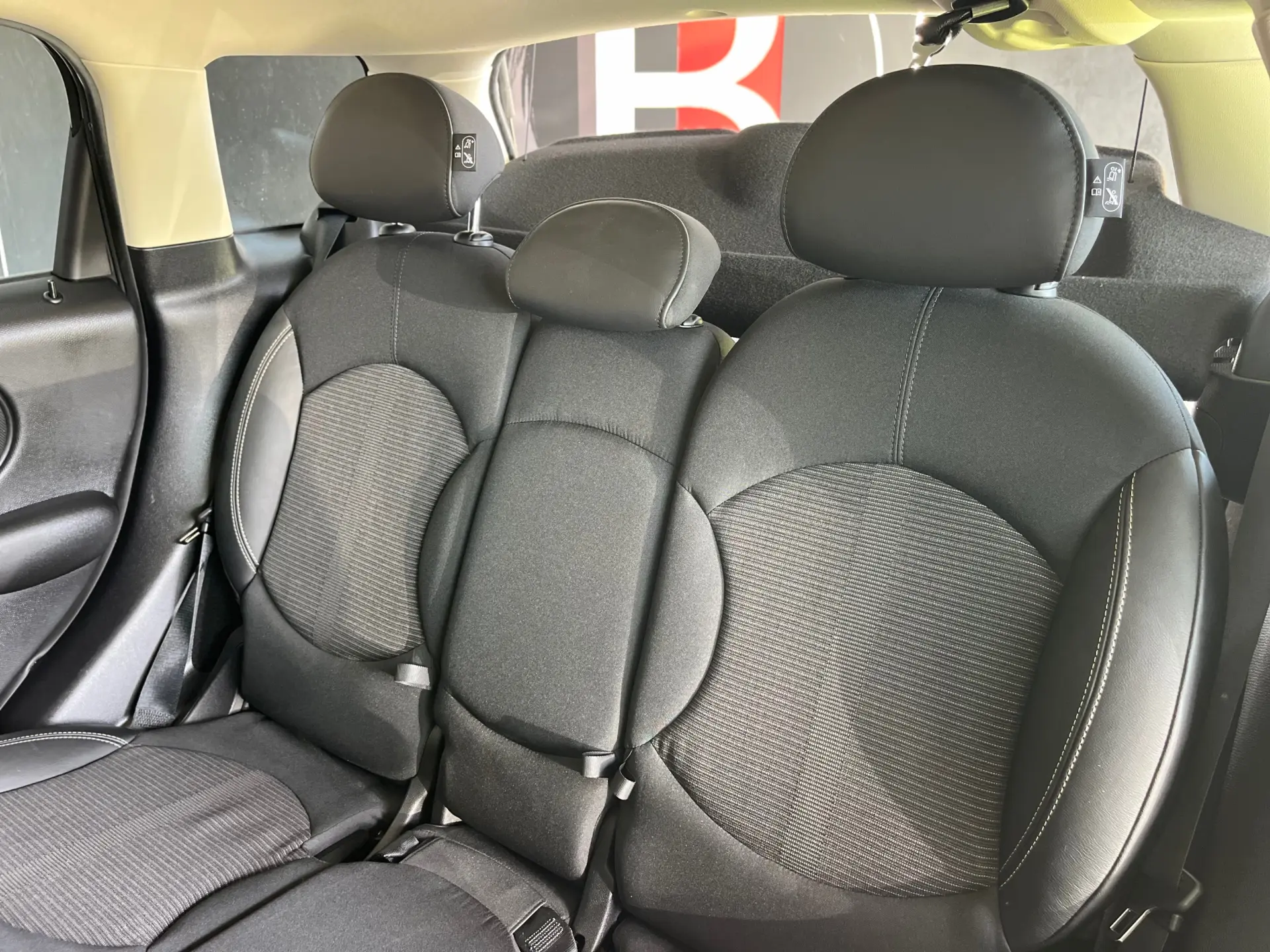 MINI Countryman Cooper D 26