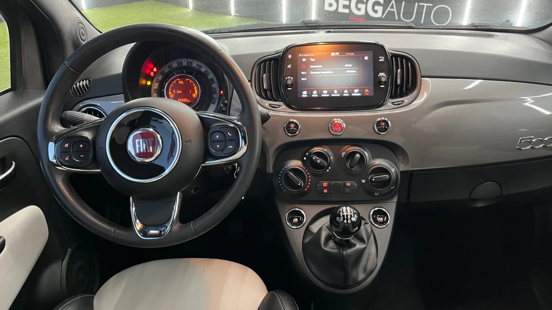 Fiat 500 Lounge Hybrid 22