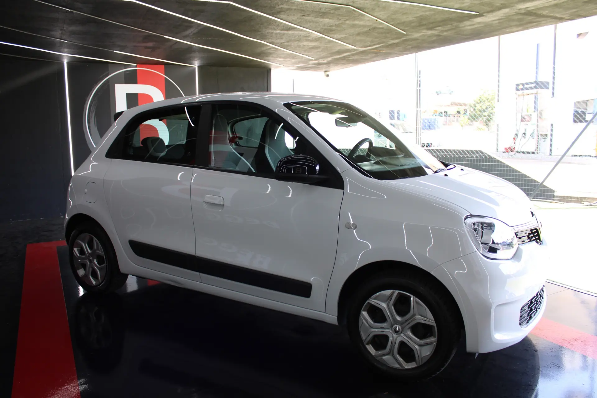 Renault Twingo 1.0 SCe Intens 7