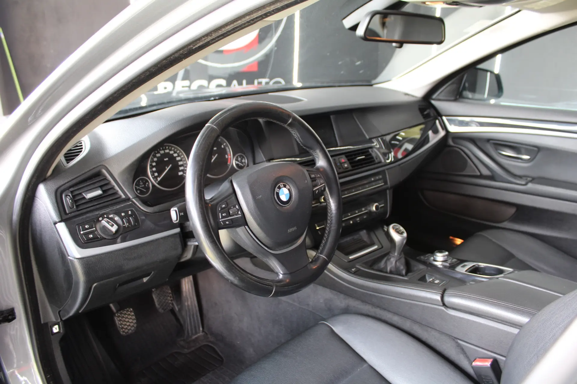BMW 520 21