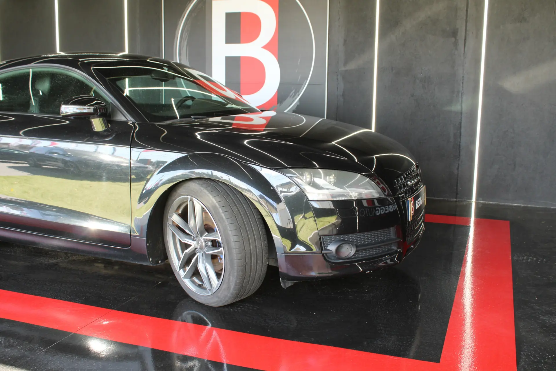 Audi TT Coupé 2.0 TDi quattro S-line 17