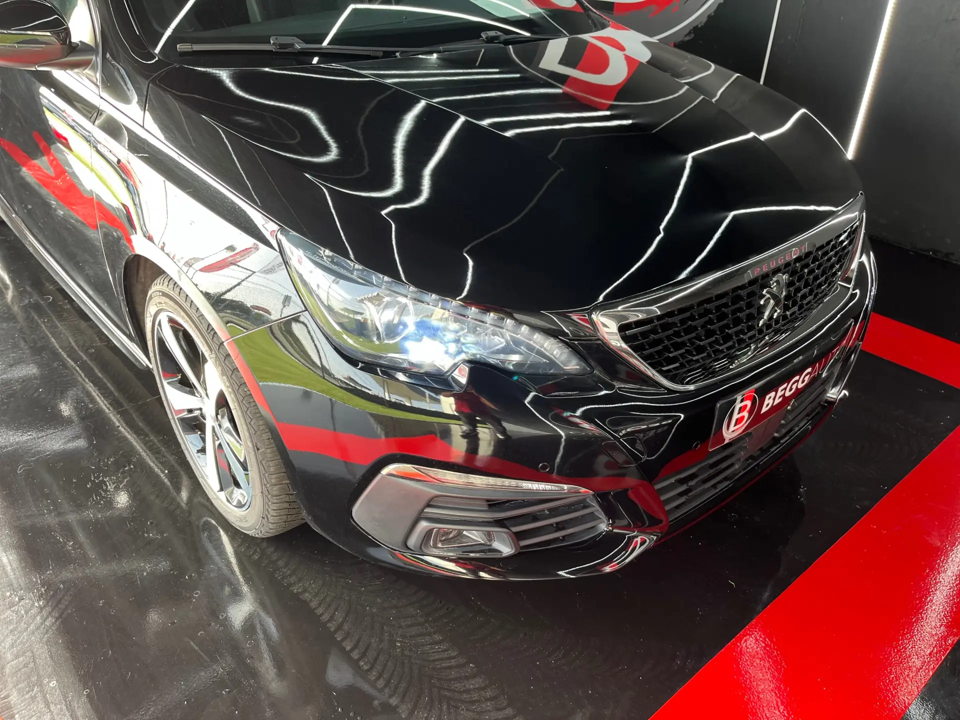 Peugeot 308 1.2 PureTech GT Line 33