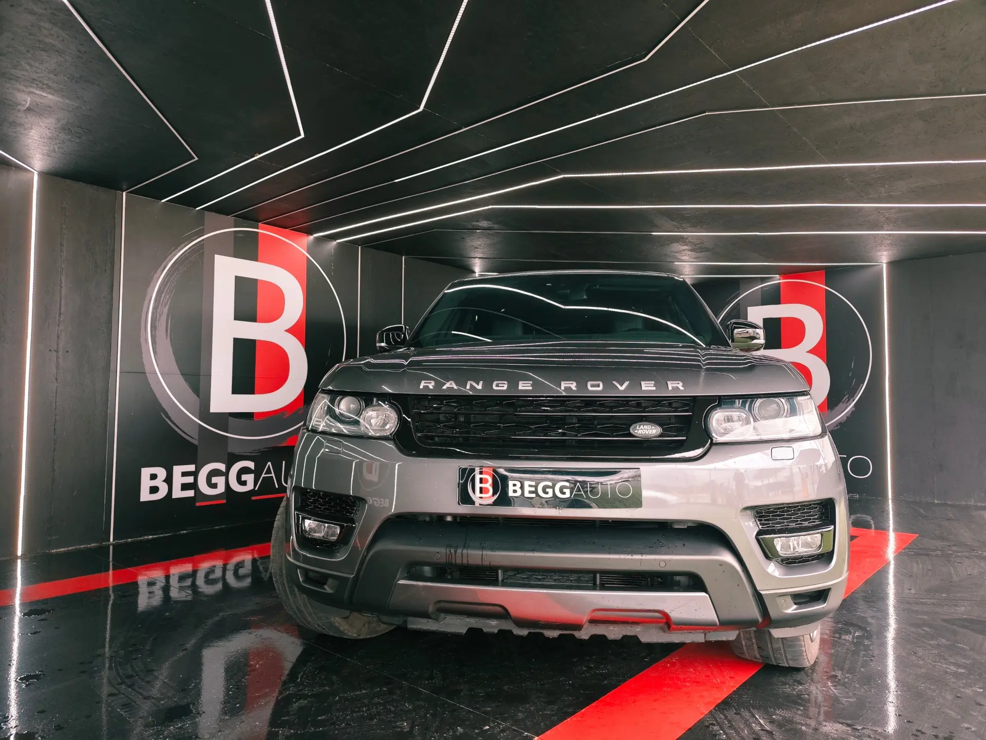 Land Rover Range Rover Sport HSE HYBRID 8