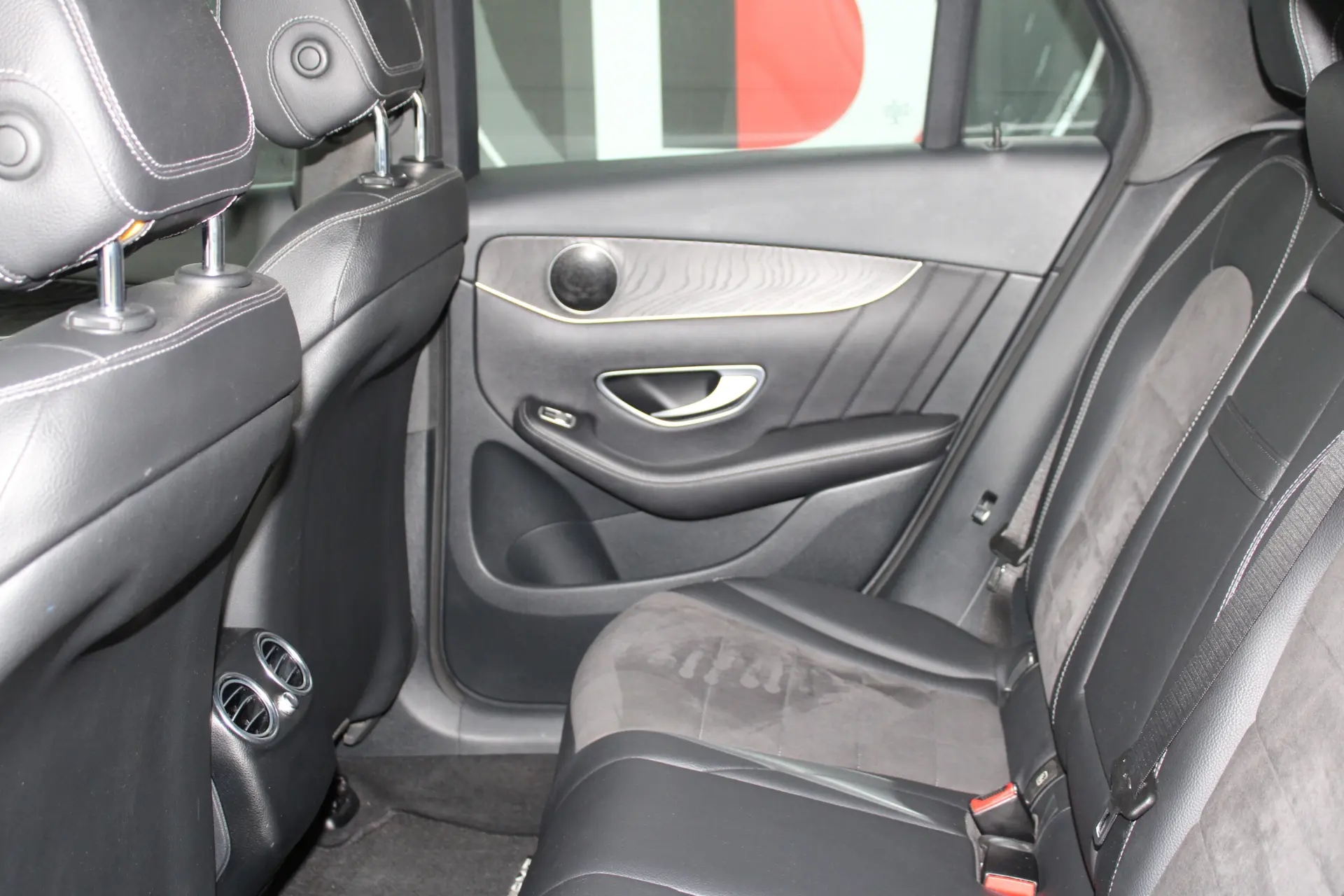 Mercedes-Benz CLC 250 2.1 EXCLUSIVE 23