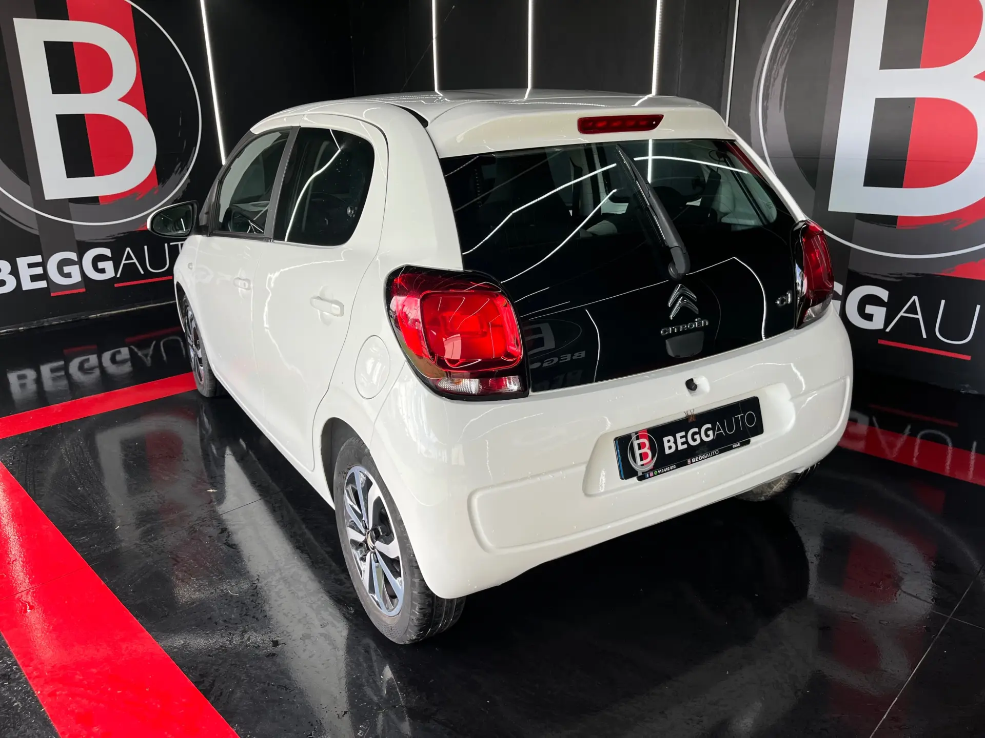 Citroen C1 1.2 VTi Feel 5