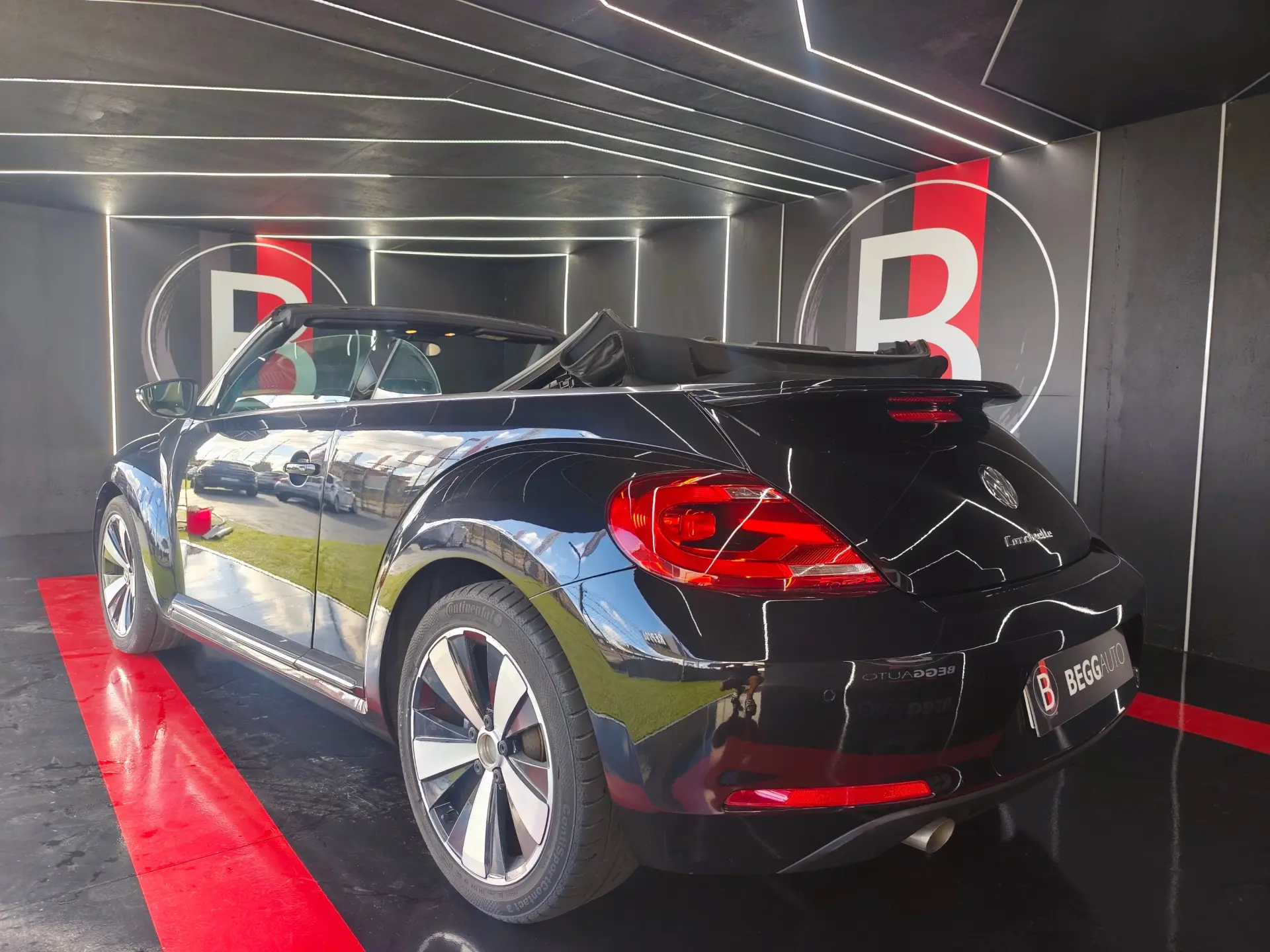 Volkswagen New Beetle Cabriolet ESSENCE 16