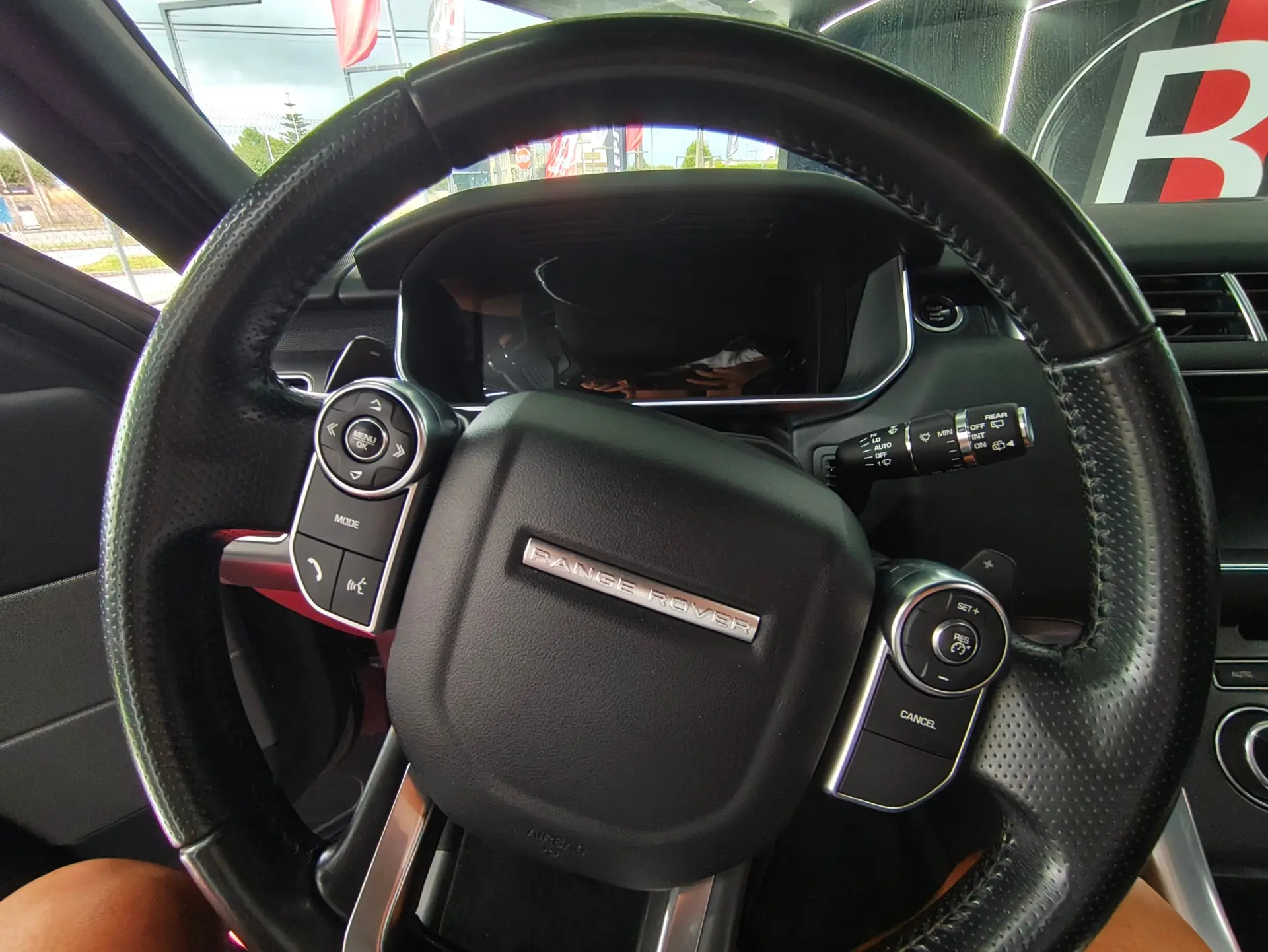 Land Rover Range Rover Sport HSE HYBRID 11