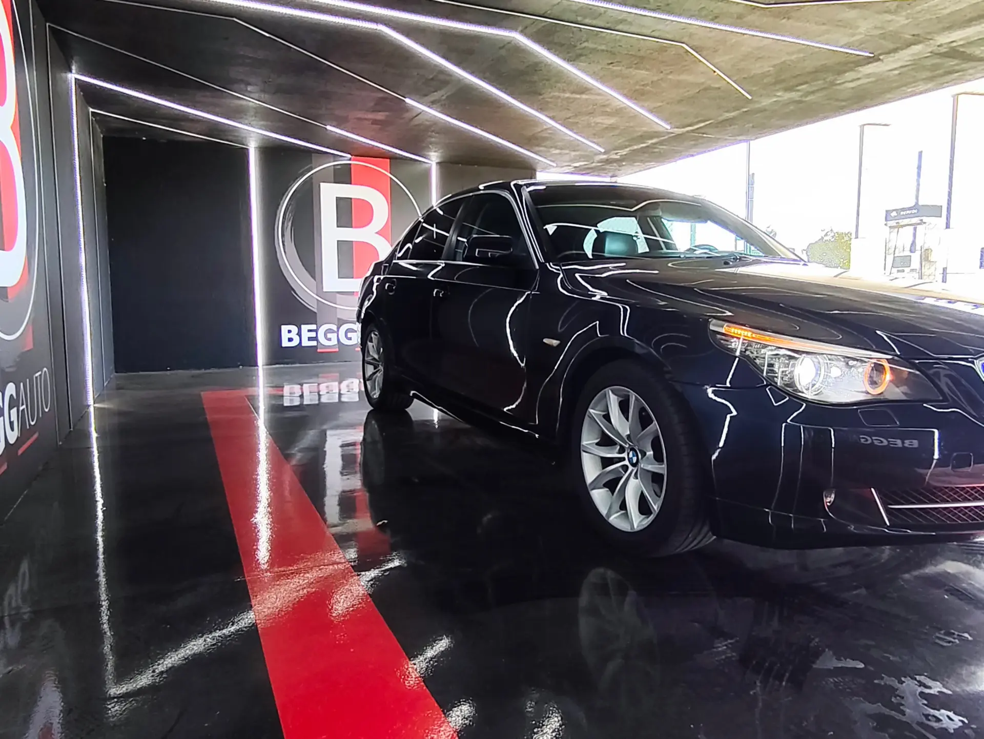 BMW 520 d Executive 15