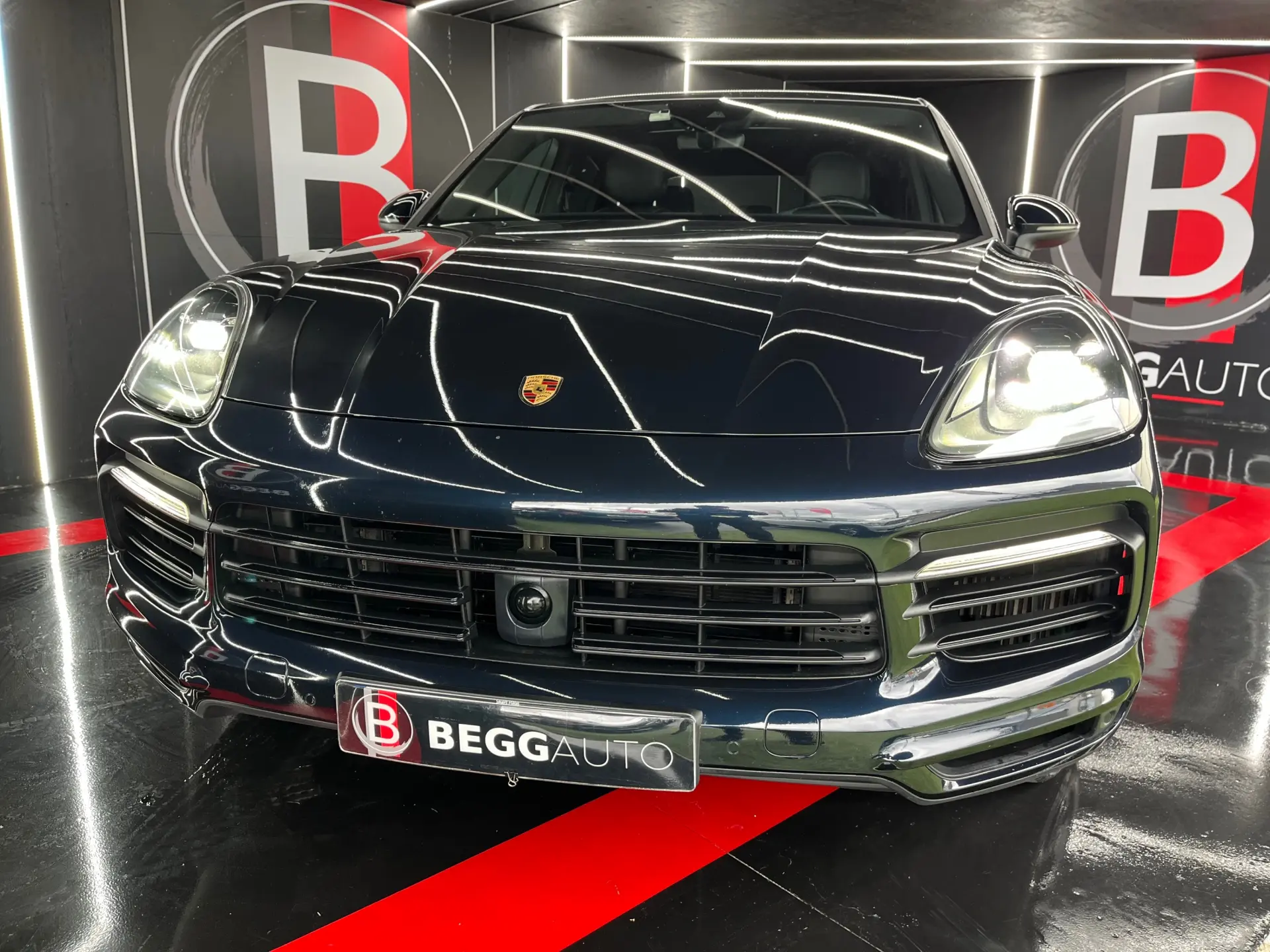 Porsche Cayenne Coupé E-Hybrid 6