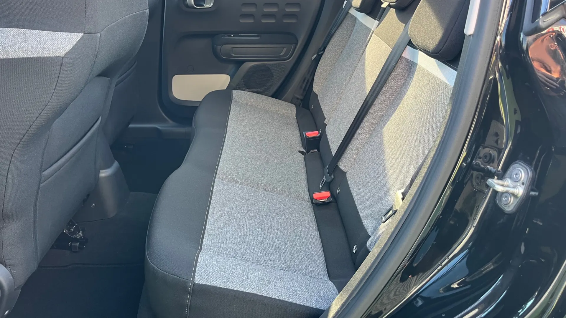 Citroën C3 1.2 PureTech Shine 18