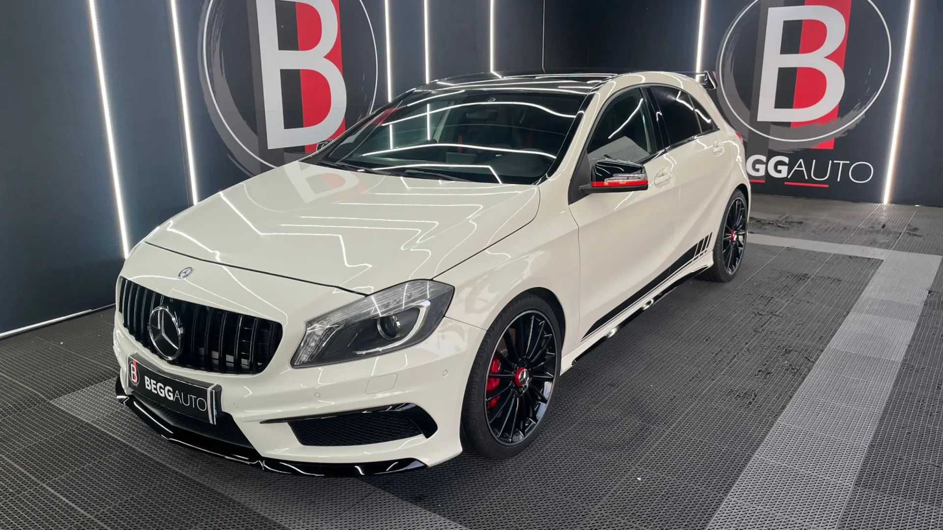 Mercedes-Benz A 45 AMG 4-Matic 4