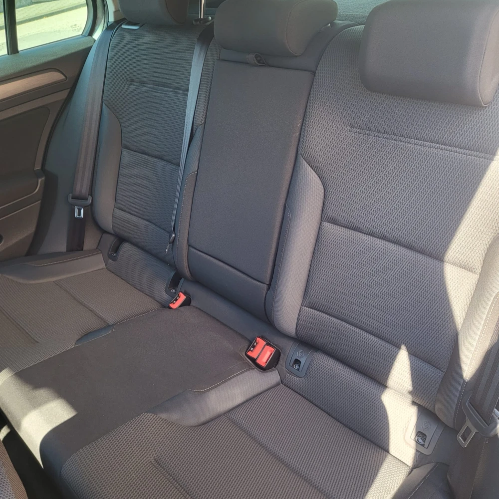 Volkswagen Golf AC/DC 13