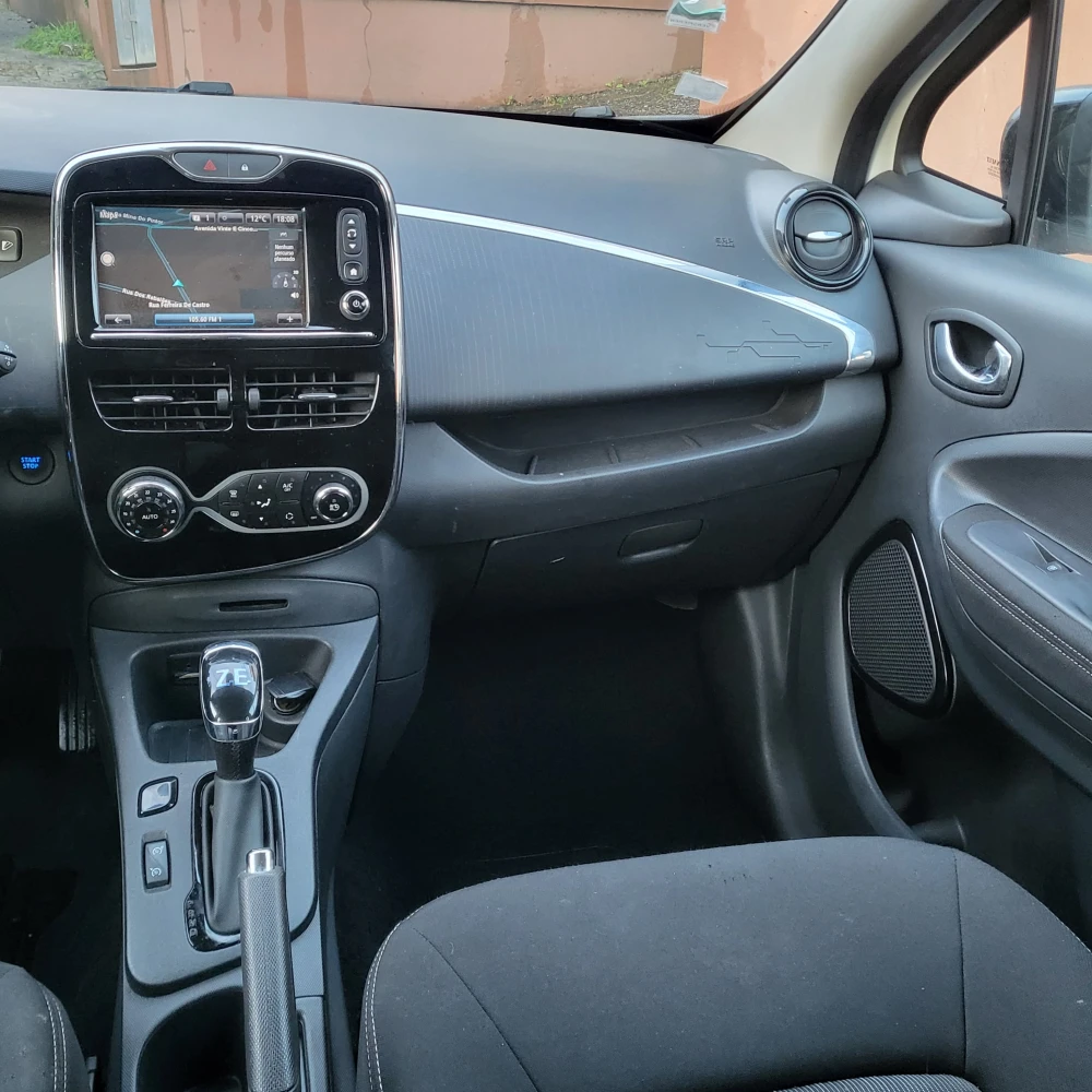 Renault Zoe R110 Intens 40KW 9