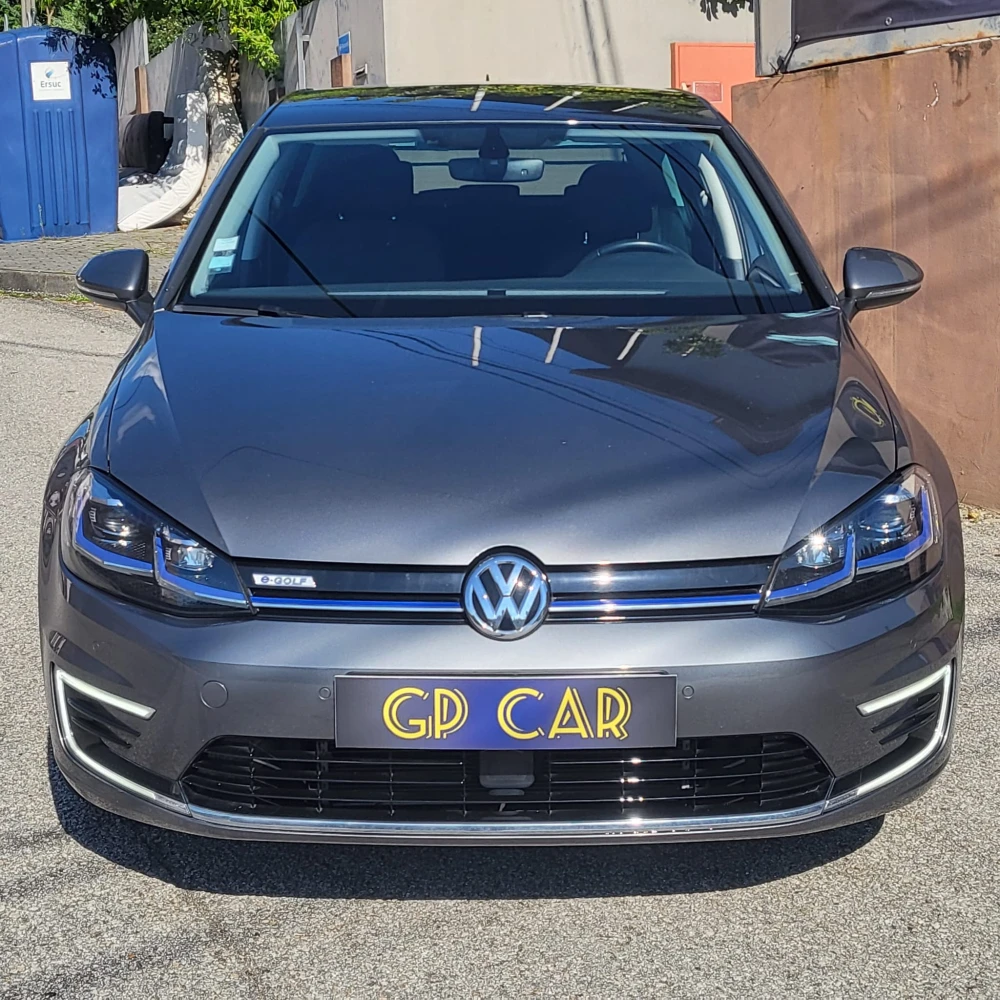 Volkswagen Golf AC/DC 2