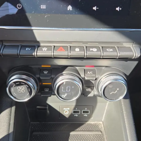 Renault Captur 1.6 R.S. LINE E-Tech Full Hybrid 22