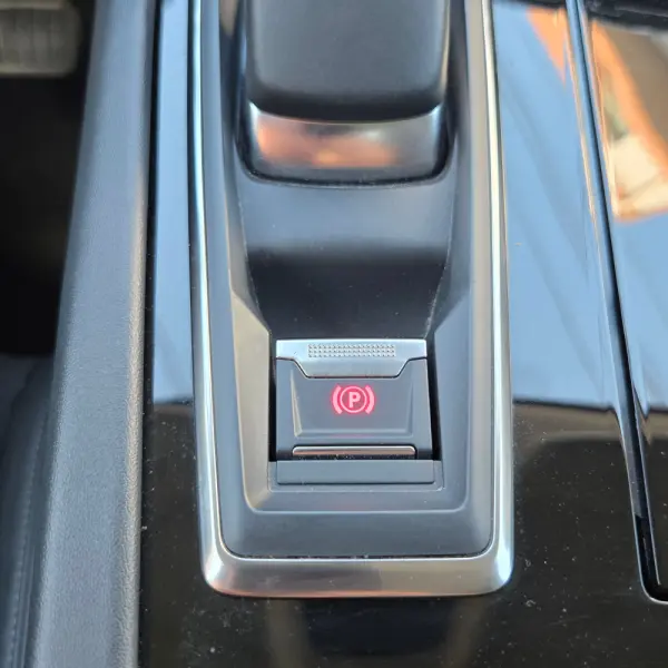 Peugeot 508 1.6 Hybrid Allure Pack e-EAT8 19
