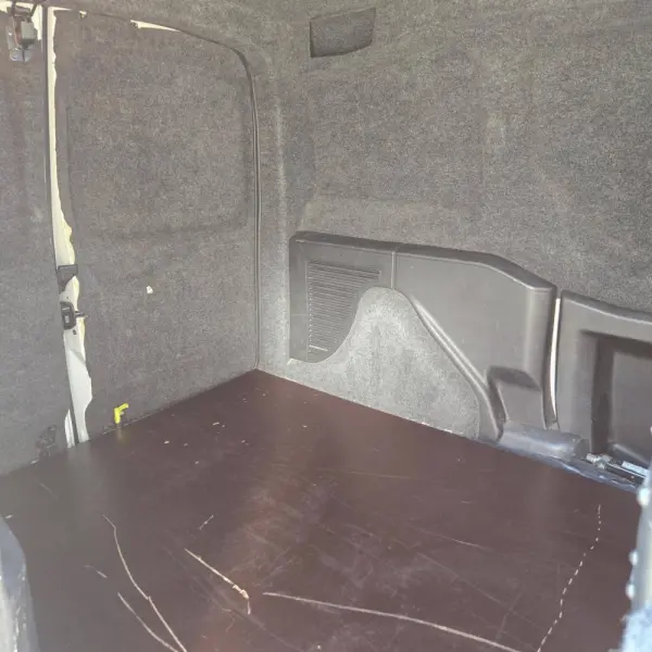 Peugeot e-Partner Tepee Active 15