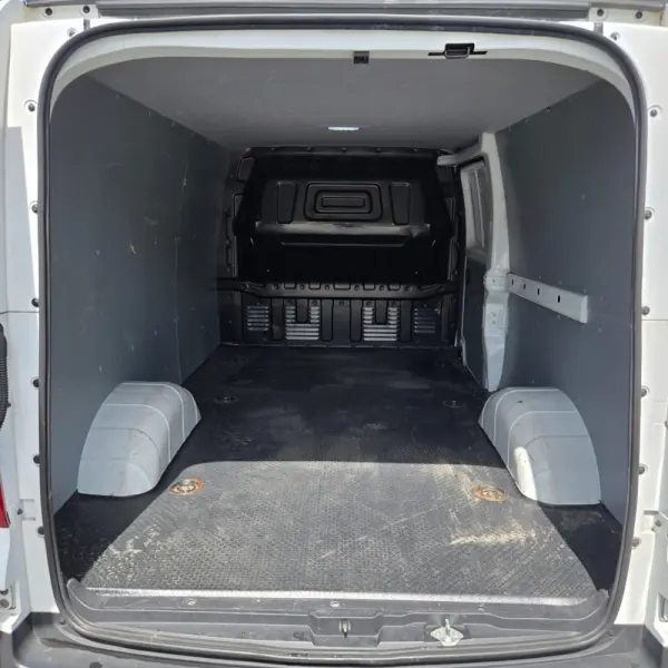 Maxus eDeliver 3 L2H1 8