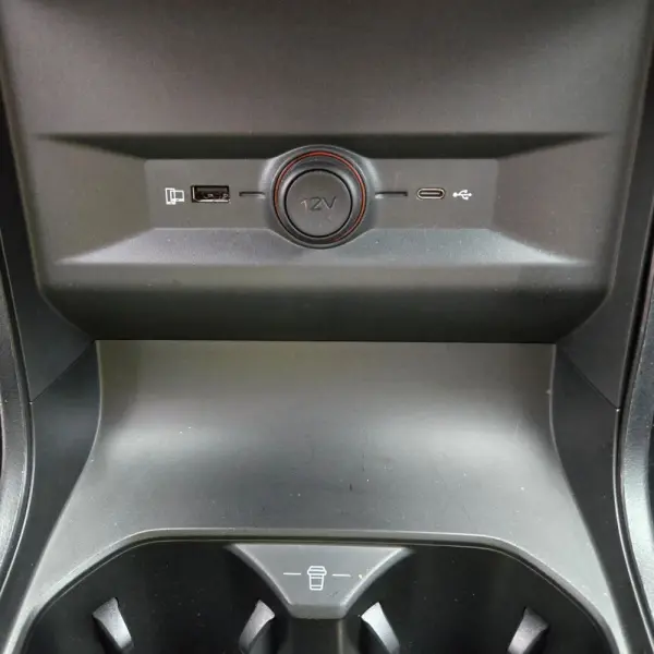 MG MG4 64 kWh Luxury 20