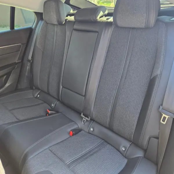 Peugeot 508 1.6 Hybrid Allure Pack e-EAT8 22
