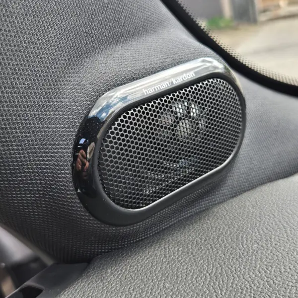 MINI 3 Portas Cooper SE Premium P. Resolute Edition 19