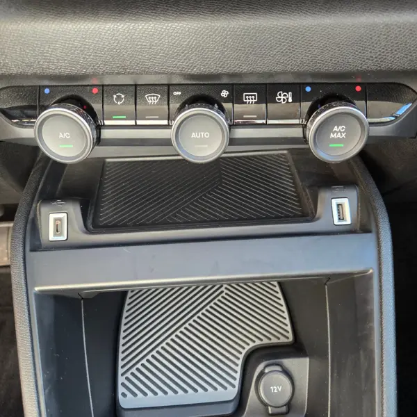 Citroen e-C4 50 kWh Feel Pack 19