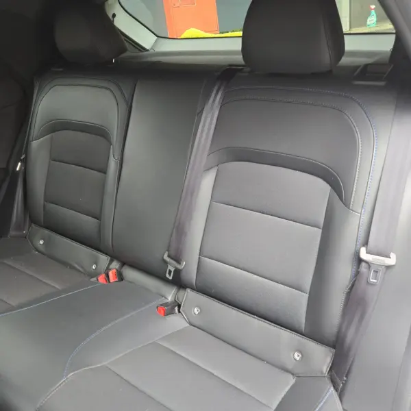 MG MG4 64 KW Luxury 18