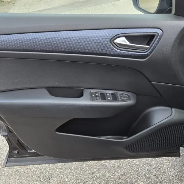 Renault Arkana 1.6 E-Tech Full Hybrid Evolution 7