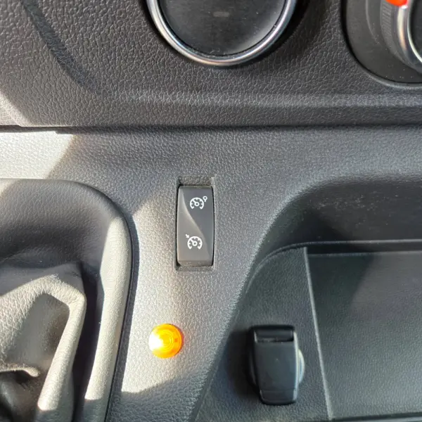 Renault Master E-Tech L3H2 Advance Autonomia Urbana 23