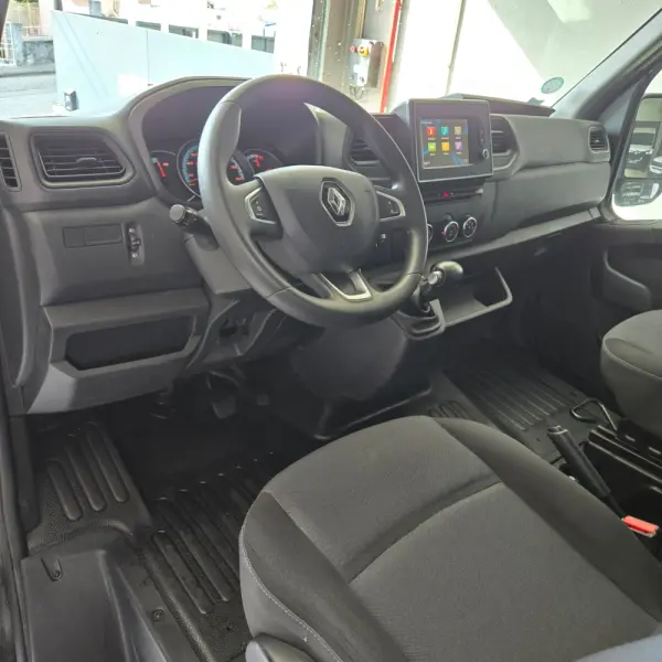 Renault Master E-Tech L3H2 Advance Autonomia Urbana 9