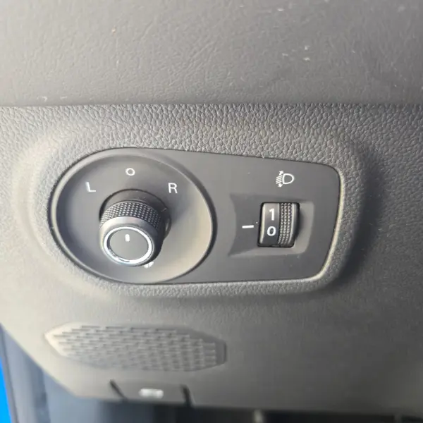 MG ZS Standard Luxury 72KW 11