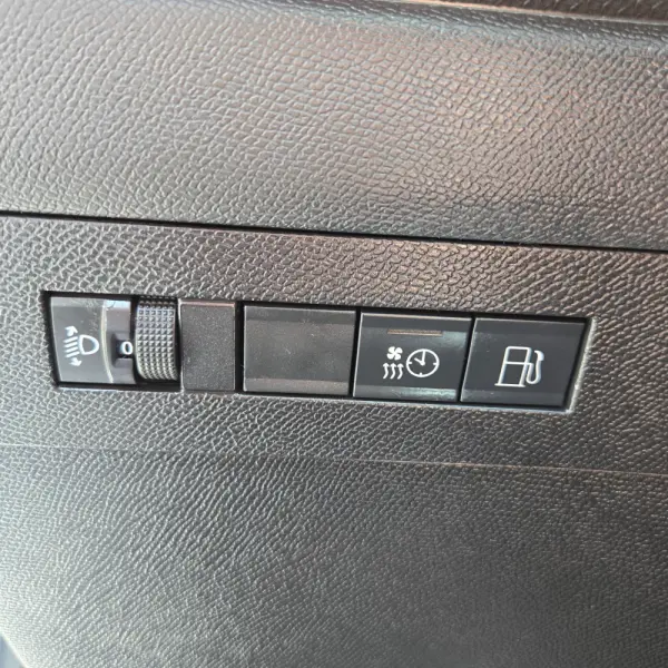 Opel Astra Business Elegance 9