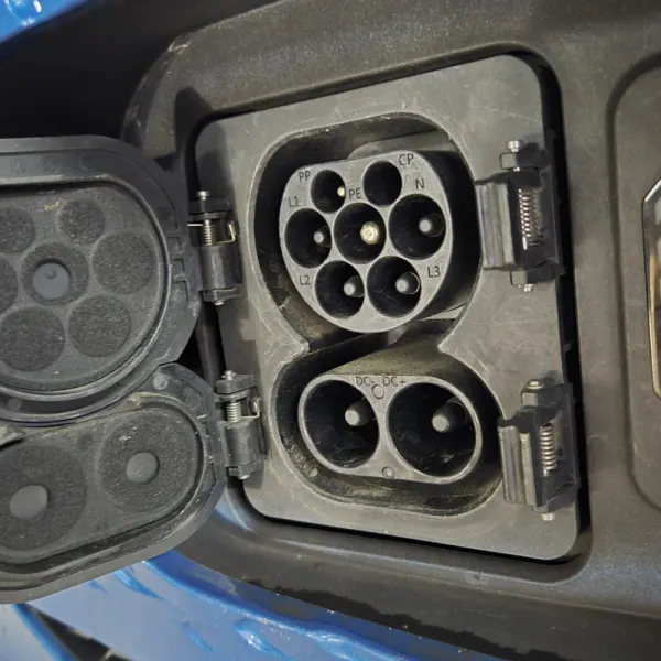 MG ZS Standard Luxury 72KW 5