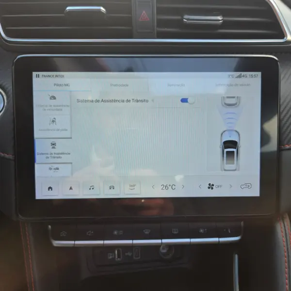 MG ZS Standard Luxury 72KW 28