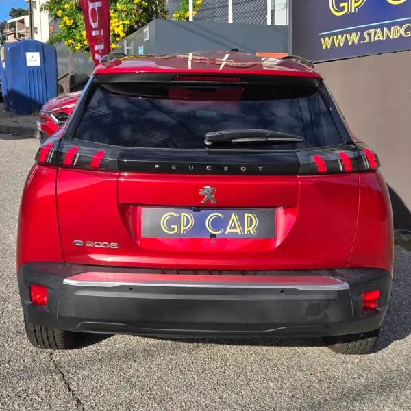 Peugeot e-2008 50 kWh Allure Pack 5