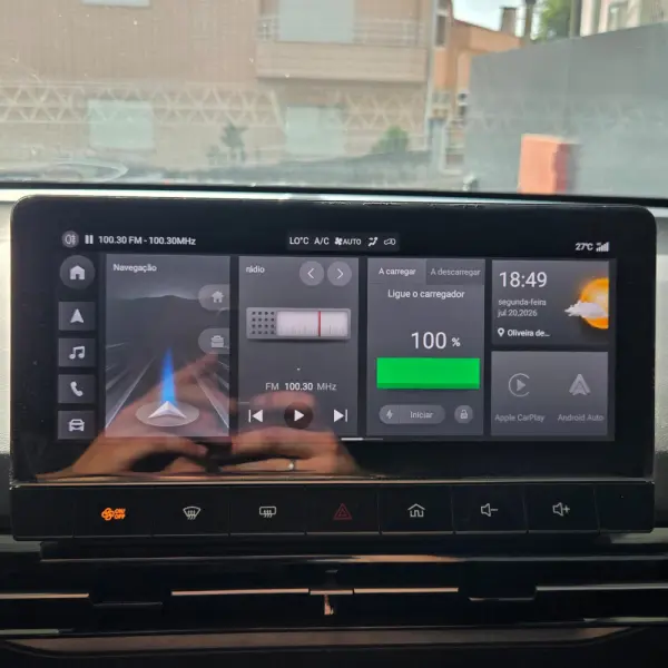 MG MG4 64 kWh Luxury 14