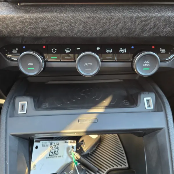 Citroen e-C4 50 kWh Shine 18