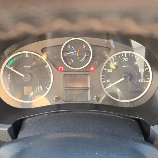 Peugeot e-Partner Tepee Active 6