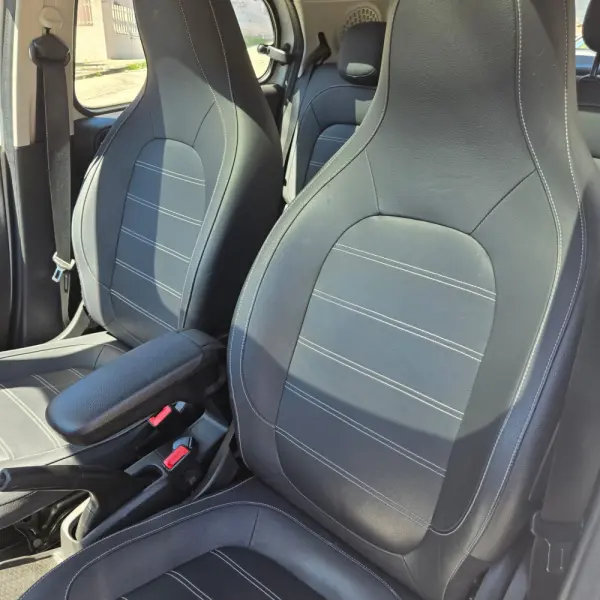 Smart ForFour EQ pulse 11