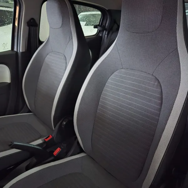 Renault Twingo Z.E. 22 Zen 9