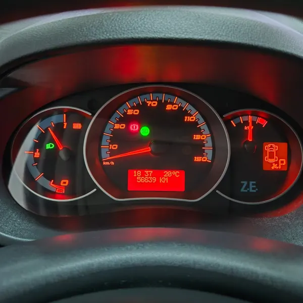 Renault Kangoo Z.E. 33 8