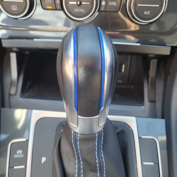 Volkswagen Golf AC/DC 10