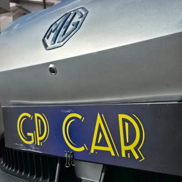 MG MG4 64 kWh Luxury 8