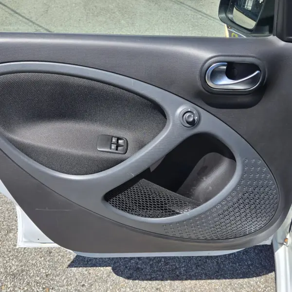 Smart ForFour EQ pulse 8