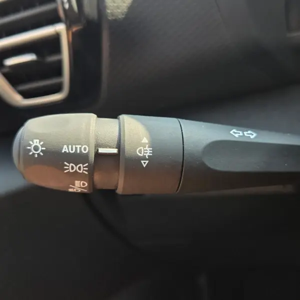 Citroen e-C4 136 PLUS 14