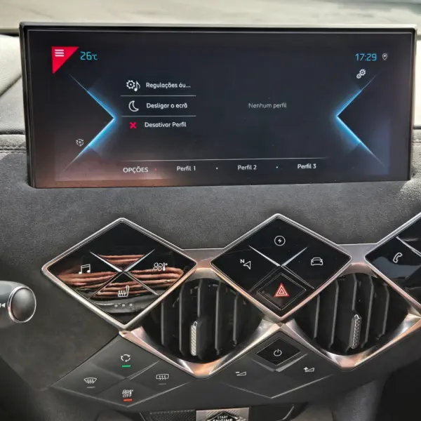 DS DS3 Crossback E-TENSE PERFORMANCE LINE 16