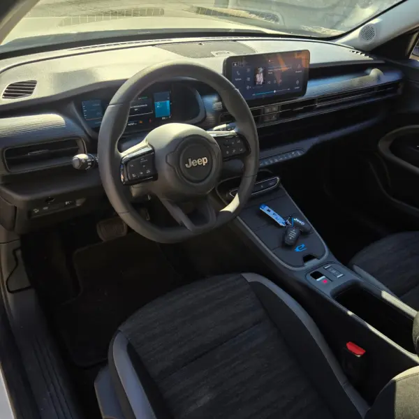 Jeep Avenger 54 kWh Longitude 7