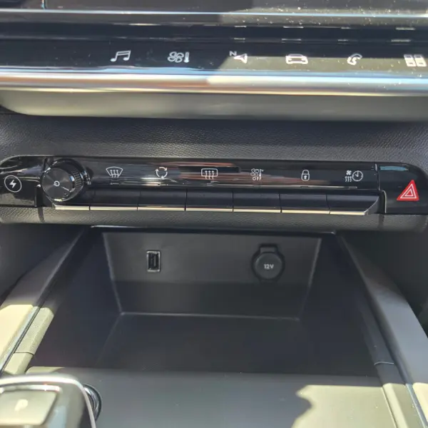 Citroen C5 Aircross 1.6 Hybrid Feel Business (TA) e-EAT8 21
