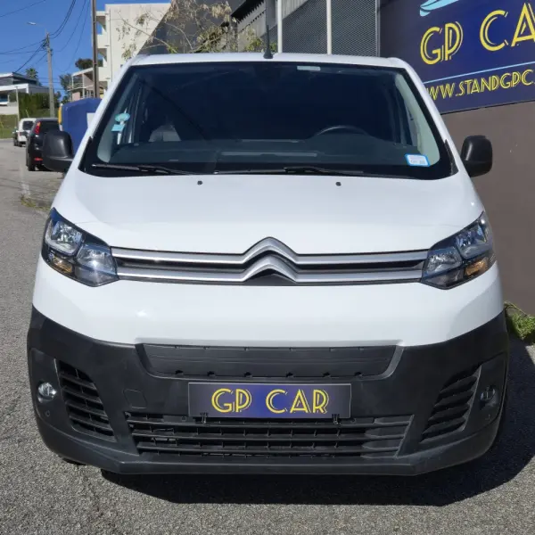 Citroen e-Jumpy Longa (50-kWh) 2