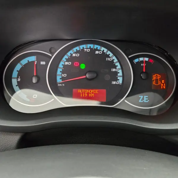 Renault Master E-Tech L3H2 Advance Autonomia Urbana 14